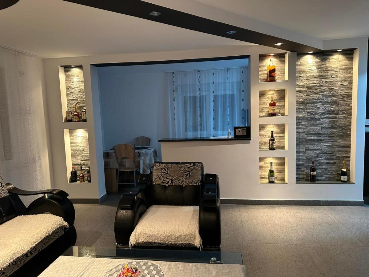 Angelikatos Appartement Golubac Buitenkant foto