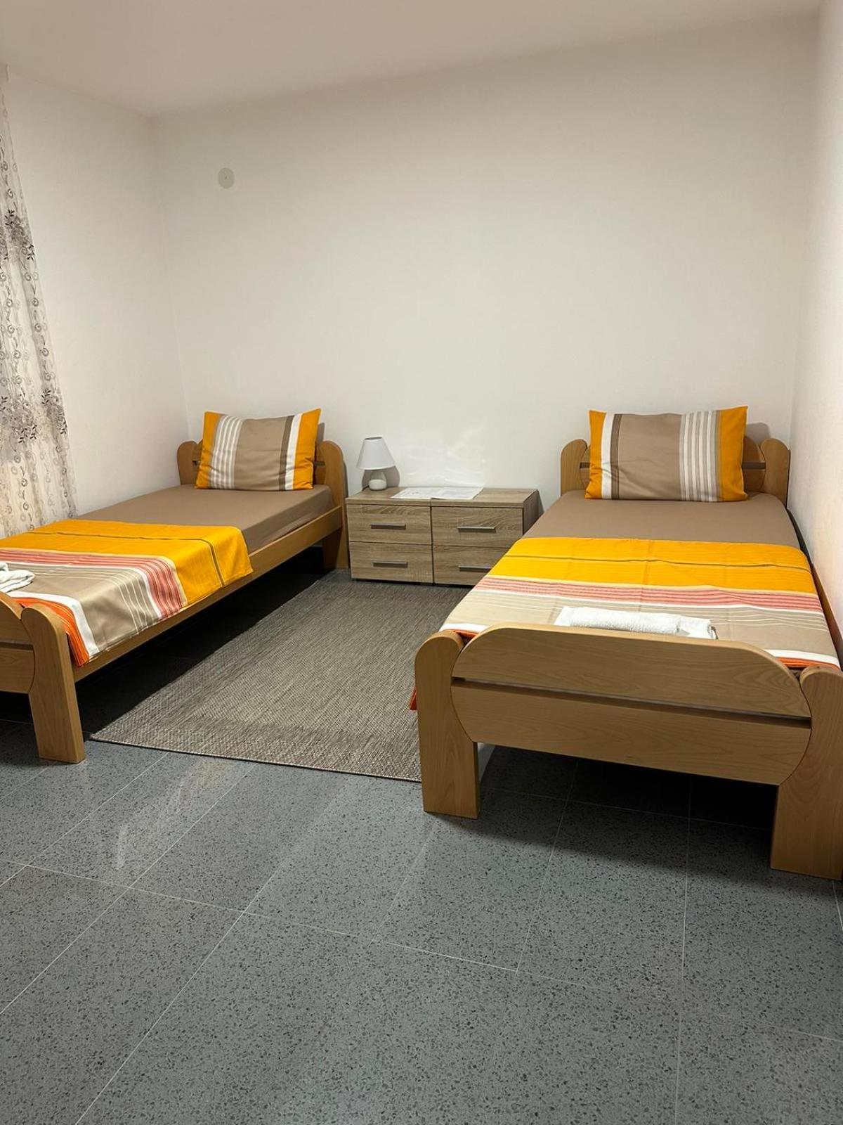Angelikatos Appartement Golubac Buitenkant foto